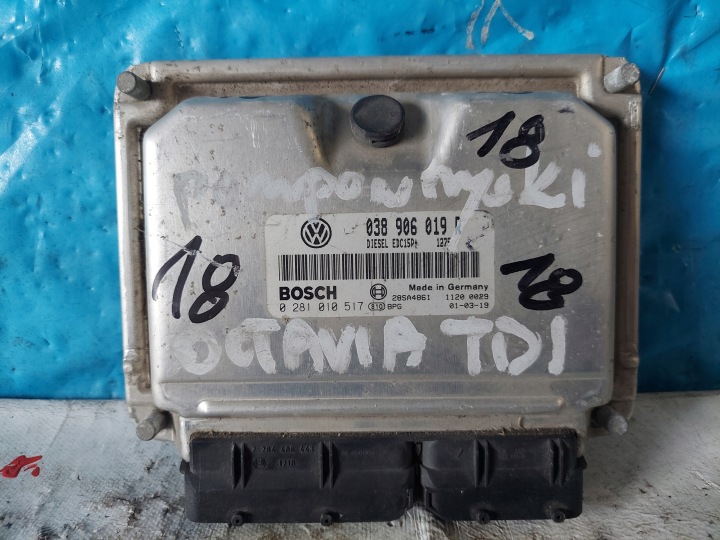 OCTAVIA 1.9 TDI 038906019R bedienteil des motors