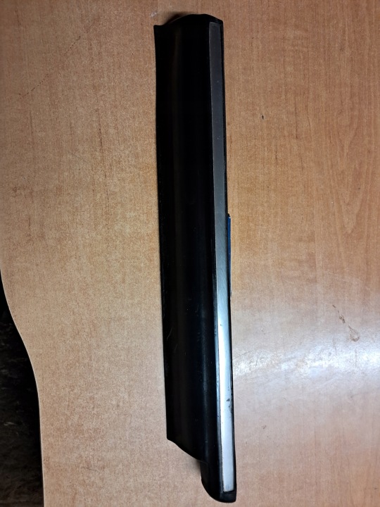 moulding left rear part MERCEDES W123 COUPE 1236904380