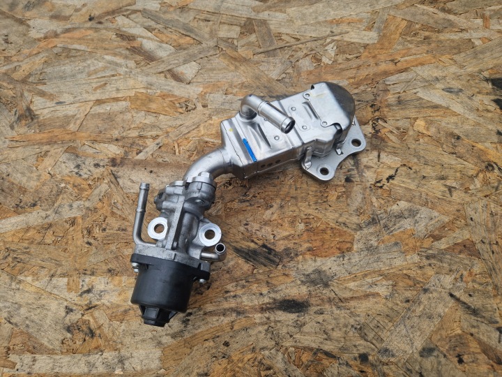 EGR valve radiator TOYOTA YARIS CROSS 1.5 HYBR M15A XM15A-P92G 22030-F3030