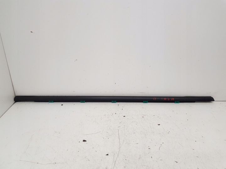 HYUNDAI I30 II HB moulding dust left rear part 2012