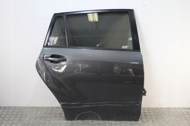 dveře pravý záď zadní TOYOTA VERSO LIFT