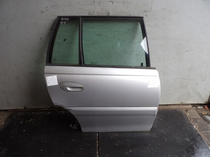 Opel Omega B dvere zadné pravé lak. Z157 kombi