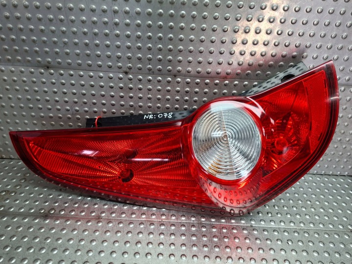 Licht links heck 89071590 OPEL AGILA B 2008