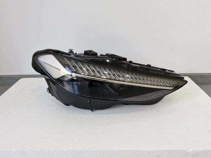 Licht rechts Audi A5 B10 FULL LED