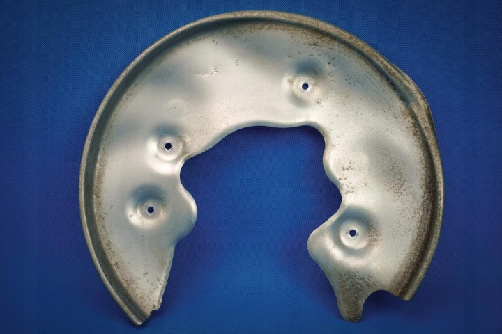 cover disc of brake Audi A6 A7 4G 8K0615611A