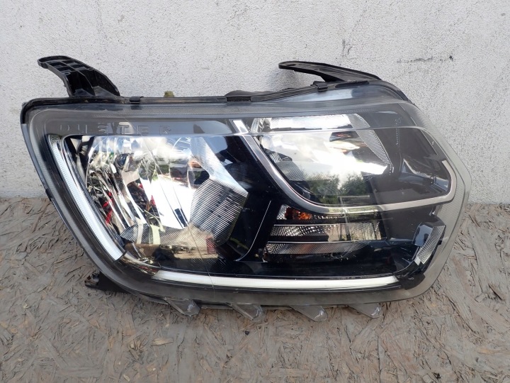 FANALE FARO Destro REFLEKTOR Destra LED DACIA DUSTER 2 II HM 2017-2021R 260101133R