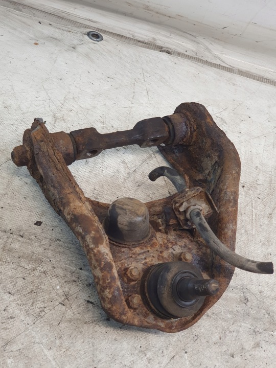 petit bras supérieure droite avant OPEL FRONTERA A 2.4B