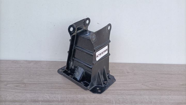 MERCEDES A-KLASA 169 links Absorber Aufpralldämpfer Pralldämpfer vorne Halter der Stoßstange K78/83MR