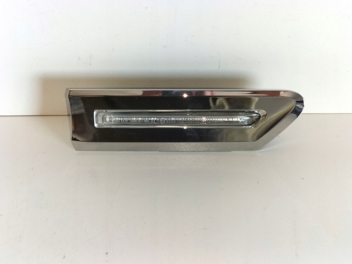 Flèche Indicateur de direction Aile Avant Droite BMW 7 F01 F02 08