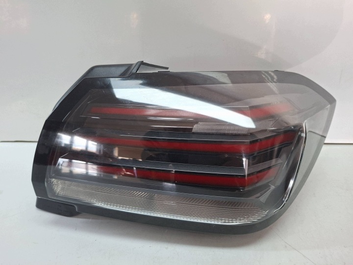 feu arrière droit 9851060880 PEUGEOT 208 II LIFT 2023