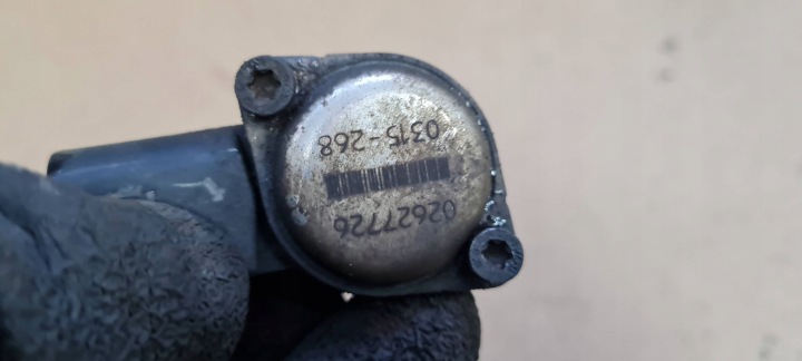 Q5 8R érzékelö MAGLOWNICY SERWOTRONIC A4 B8 B7 A5 Q7 4L A6 C6 02627726