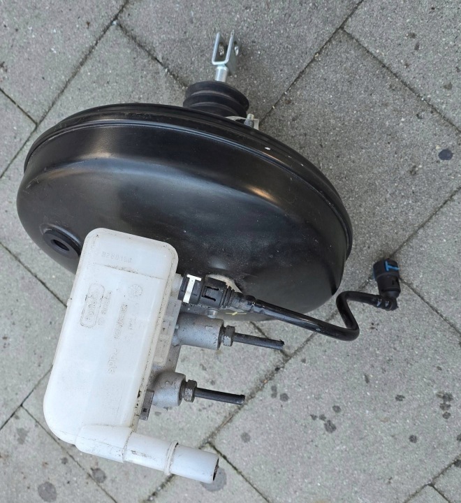 servo servo bubanj FORD FIESTA MK7 C1BC2B195AA
