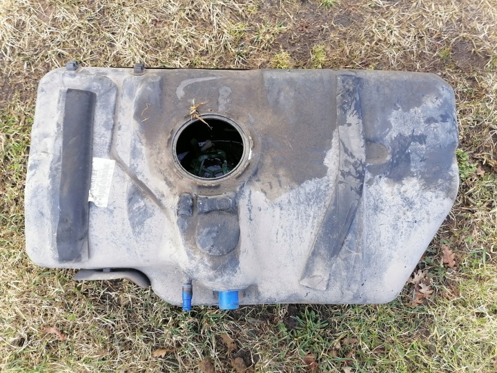 OPEL ZAFIRA B 1.9 CDTI tank 13156896