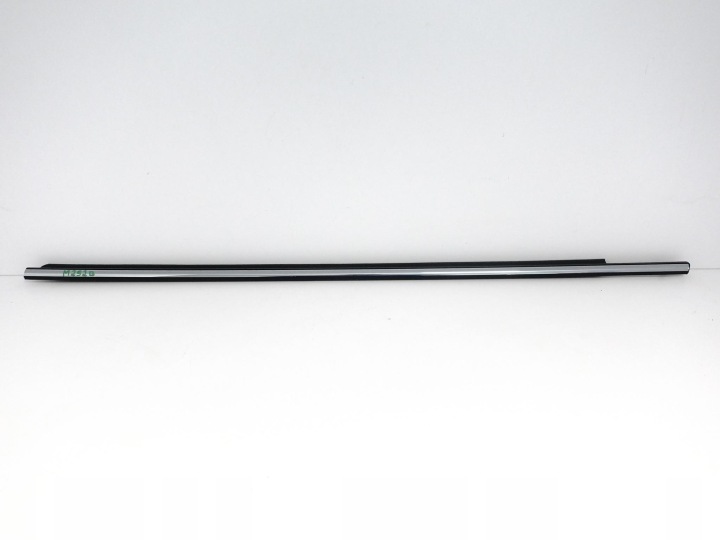 TOYOTA YARIS III 3 LIFT 14-20 moulding dust windows left front CHROM