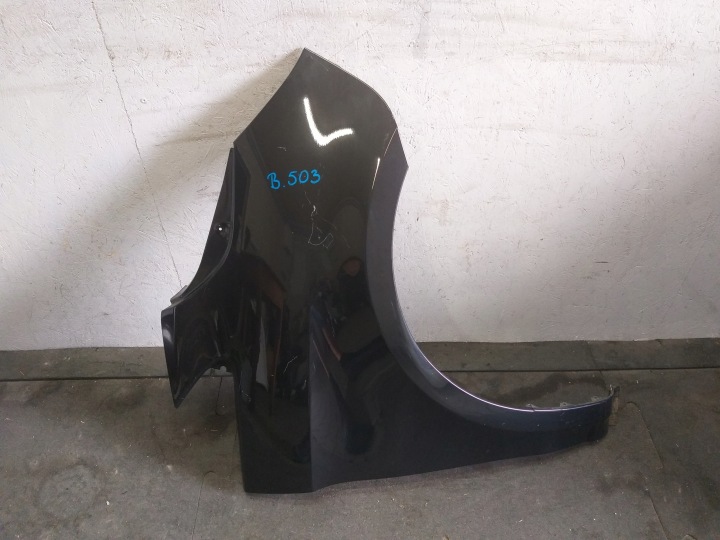 FENDER FRONT RIGHT MERCEDES V KLASA W447
