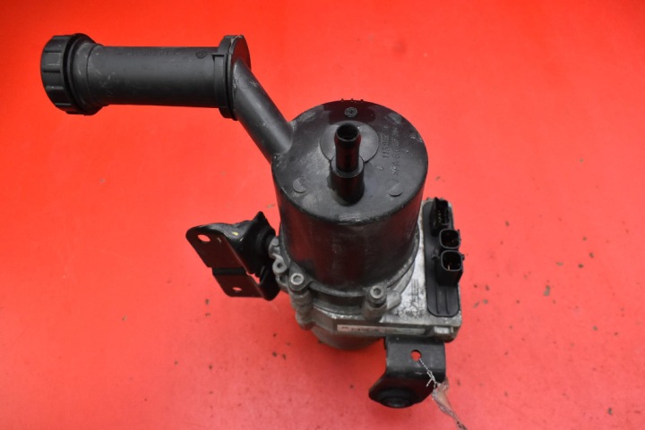 Pompe direction assistée 9675811080 PEUGEOT 3008 1 et 1.6 HDI 110 KM 10-13