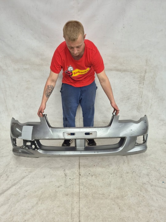 SUBARU LEGACY IV LIFT 06- branik prednji dio prednji