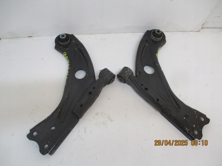 Querlenker CITROEN BERLINGO IV 1,5I 24R vorne vorne