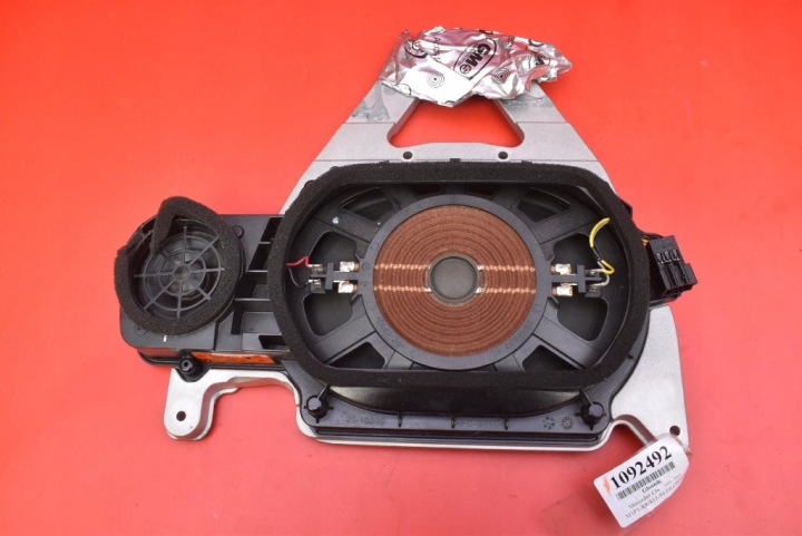 speaker SUBWOOFER POLKI A2048205702 MERCEDES CLA C117 sedan AMG 13-16