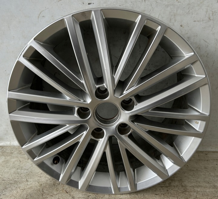 ALUFELGE 17\ 7J ET54 VW GOLF VI CABRIO 5K7601025A