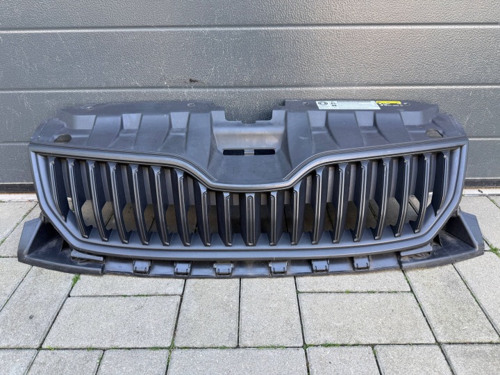 Skoda Fabia 3 III maska predok predný