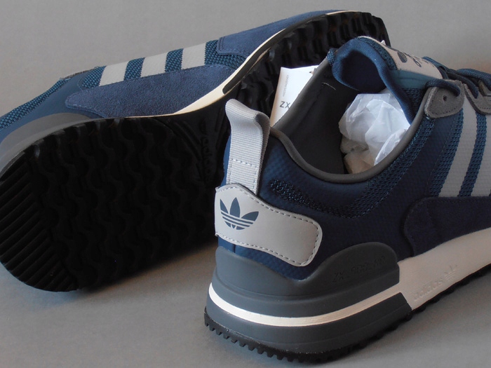 BUTY ADIDAS ZX 700 HD Originals (H01850) r. 45 1/3