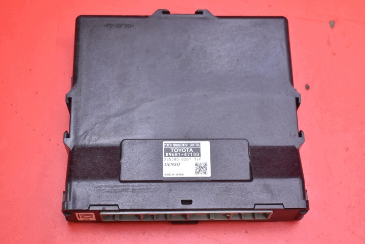 Bedienteil modul ZARZADZANIA ENERGIA 89681-47100 TOYOTA PRIUS 3 III XW30 09