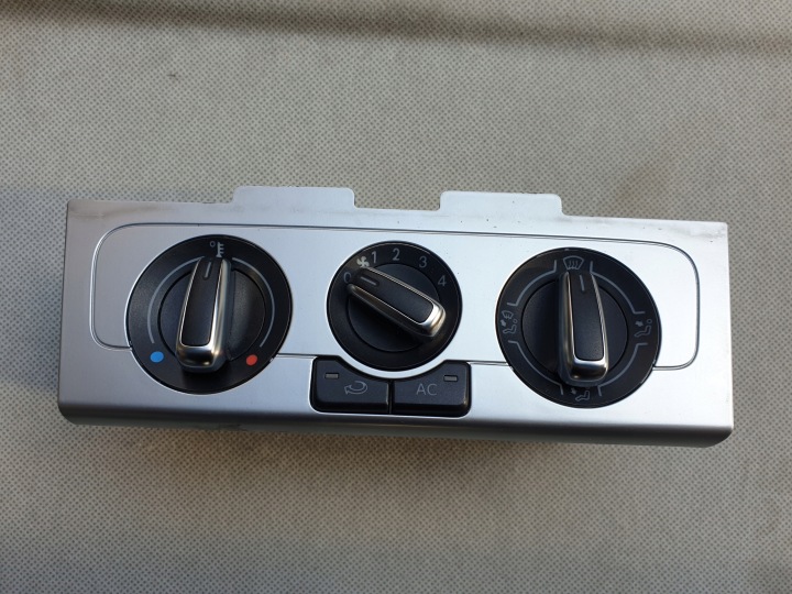 PANEL KLIMY NAWIEWOW VW POLO V 5 6R 2009- 6R0820045N