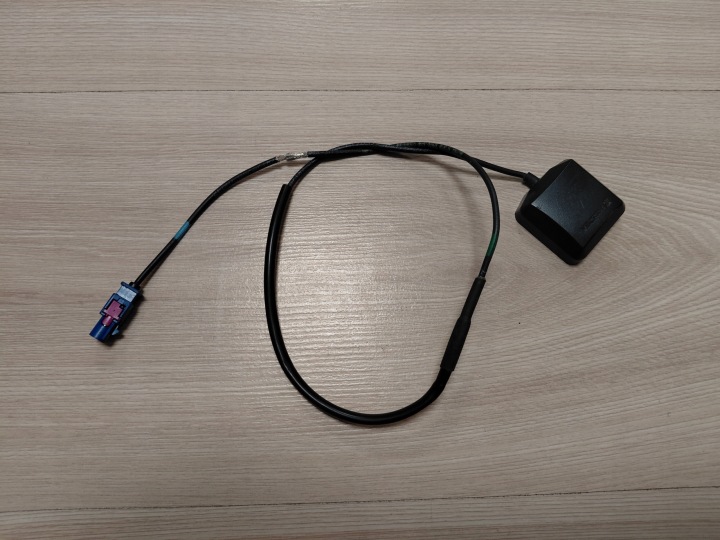 VW CADDY II VW TRANSPORTER T5 antenna GPS EUROPA OE