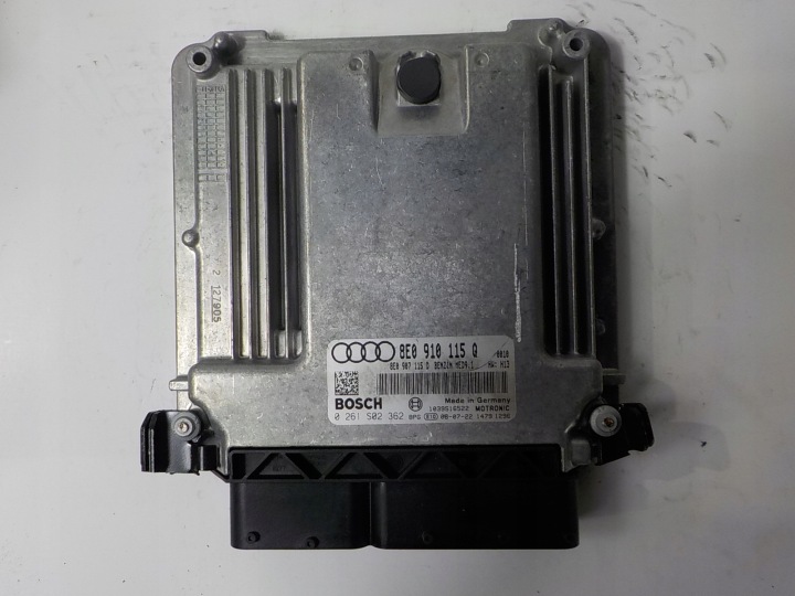 AUDI A4 B7 počítač riadiaca jednotka 8E0910115Q 0261S02362