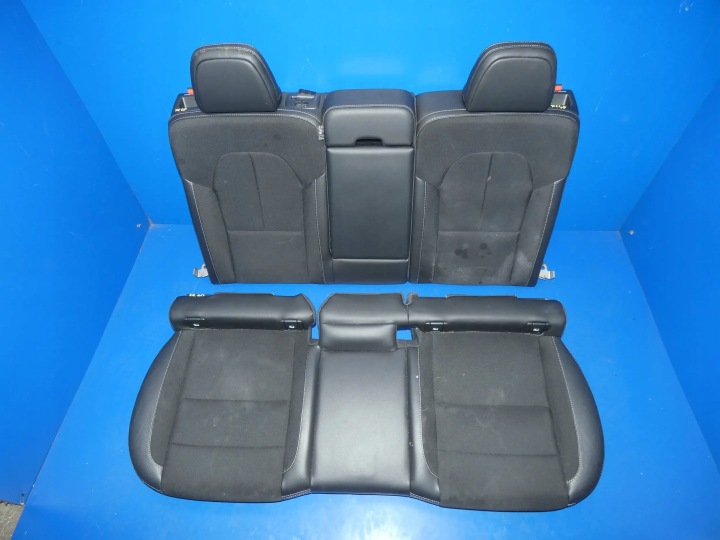 VOLVO XC40 Sitz heck hinten SIEDZISKO OPARCIE