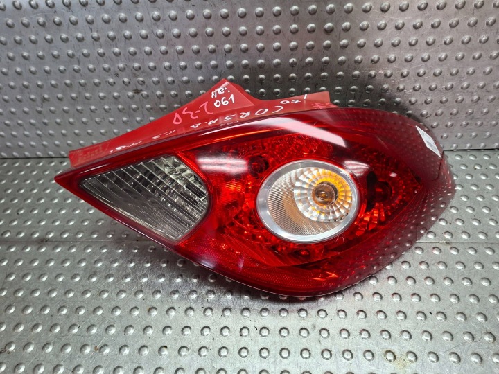 FANALE FARO Destra posteriore 13186351 OPEL CORSA D 3 PORTA Portiera 2006