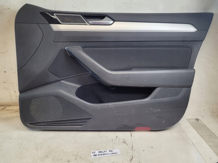 side upholstery handle door right front VW PASSAT B8 KOMBI 15r.