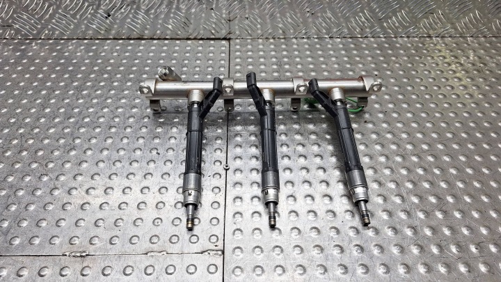 Kraftstoffverteiler Einspritzleiste Einspritzdüse 06M906036AE AUDI A6 S6 C8 A7 4G Q7 4M Q8 3.0 TFSI