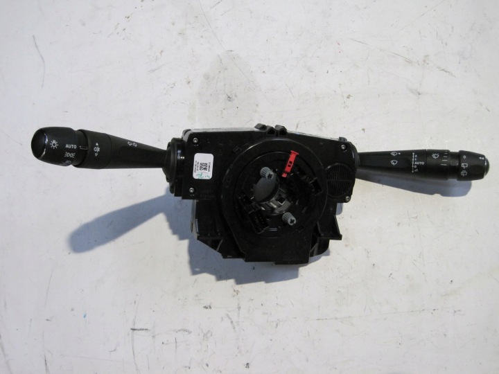 switches under the steering wheel PEUGEOT 308 T10 98313021ZD CITROEN DS4 II