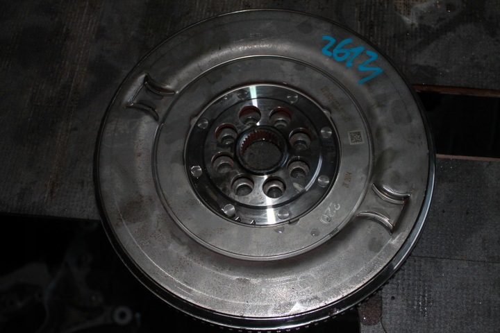 2613. Reifen Rad Schwungrad BMW 3,0D 5A47767