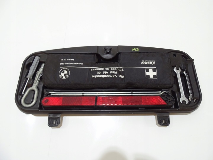 passenger compartment mandatory vehicle equipment BMW E60 LCI 6761420 (4555754)
