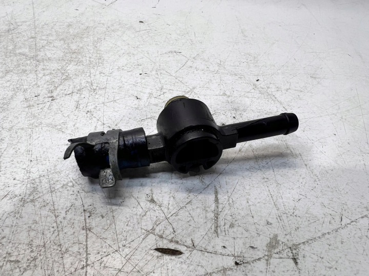 Vanne Filtre Carburant AUDI A3 8L 1J0127247A