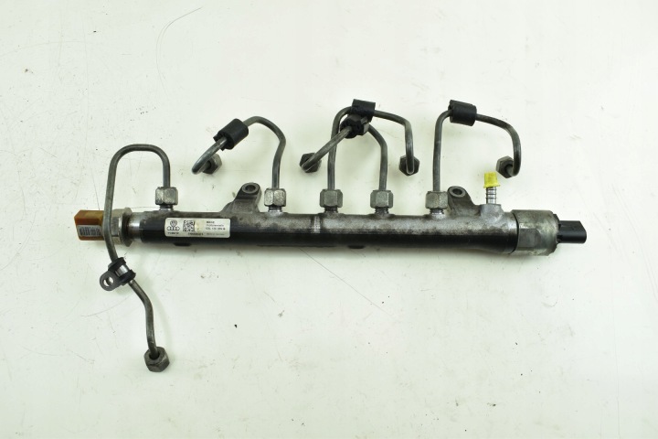 Rampe injection Capteur VW PASSAT B7 GOLF VI AUDI A3 8P 1.6 TDI 03L130089B