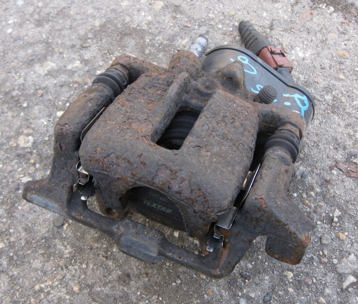 AUDI A6 C6 KOMBI 2.7 TDI 07R Bremssattel Bremse Sattel Brems- rechts heck