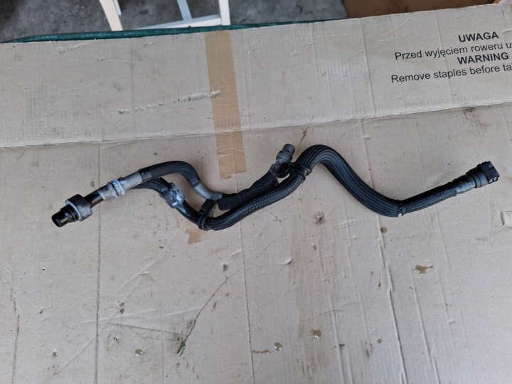 Schläuche Wasser- OPEL PEUGEOT CITROEN 9843315380