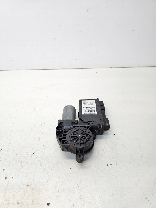 Motorino VETRO finestrini Destra Anteriore AUDI A4 B7 8E1959802G