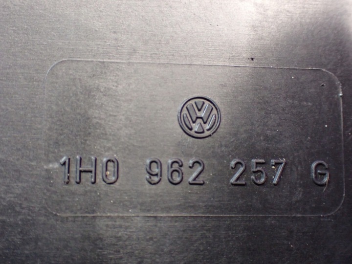 VW GOLF III 91-98 CENTRAL CASTLE SAMPLE 1H0982257G 5