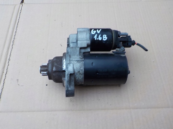 Anlasser Starter vw golf V 1,6 FSI 02T911023R