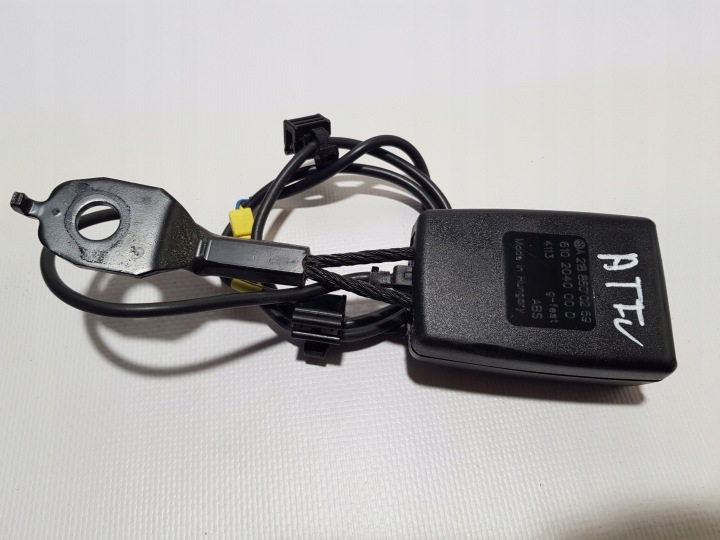 MERCEDES CLS W218 ZAPINKA öv, szíj links rechts vorne A2188600269