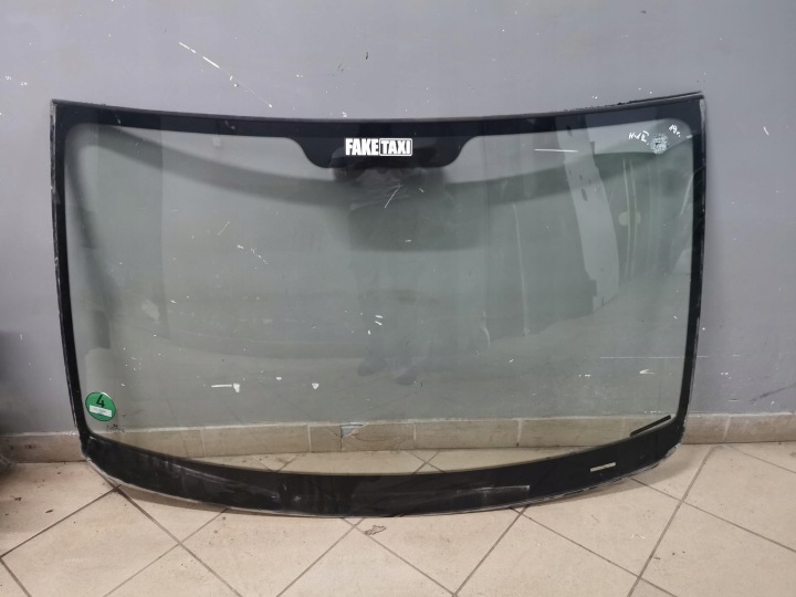 OKNO železná přední HYUNDAI H-1 II LIFT 19r EU