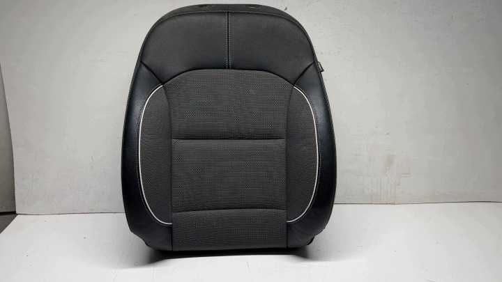 KIA NIRO EV sitz links vorne vorne rückenlehne verkleidung POL leder 16-22