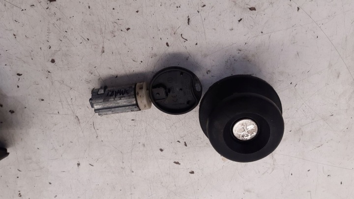 lock cylinder key cup Smart ForTwo Cabrio 0,7T