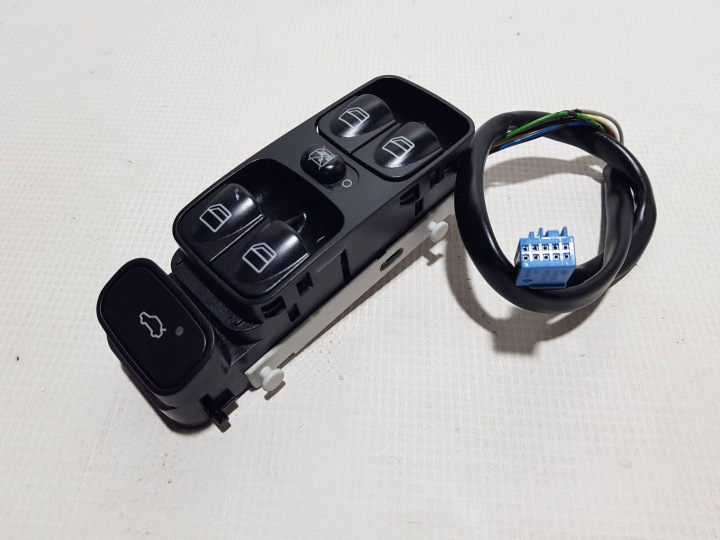 MERCEDES CLK W209 PANEL Bouton Contrôle Vitre Chauffeurs A2098203410