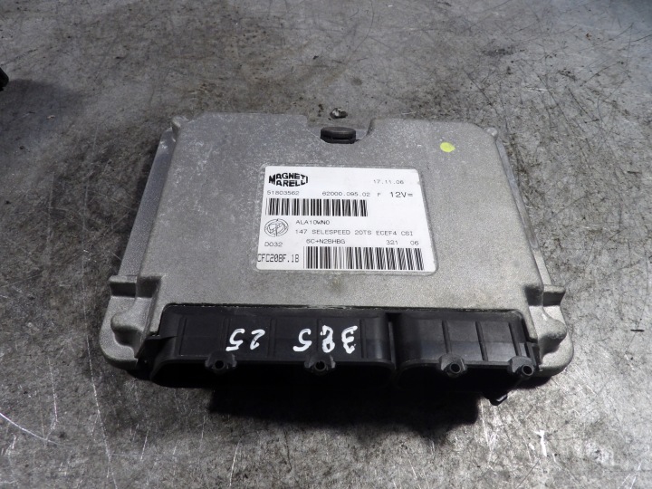 Alfa Romeo 147 computer, control unit 51803562 CFC208F.18 62000.095.02